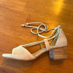 Soludos Beige Lace-Up Block Heel Sandals—NEVER WORN-BRAND NEW!!!!
